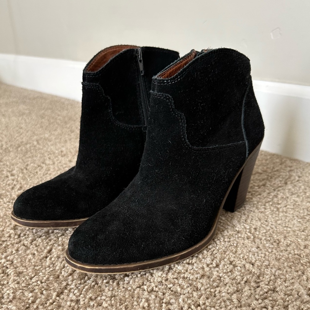 Lucky Brand booties. Black. Size 10